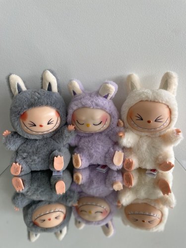 Labubu V2