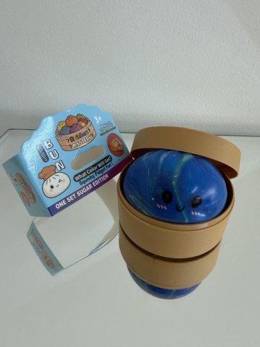 Antistresová malá knedľa dúhová - mystery box