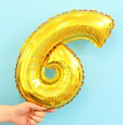 Fóliový balónek číslo 6 zlatý - 46cm