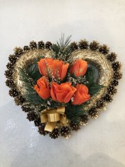 Šiškový věnec ve tvaru srdce s růžema - oranžové