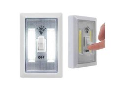 Bezdrátové LED světlo s magnetickým spínačem
