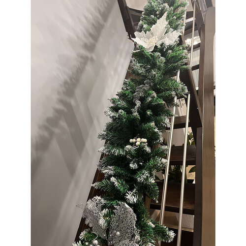 Zasnežená girlanda na vianočný stromček 2,7m